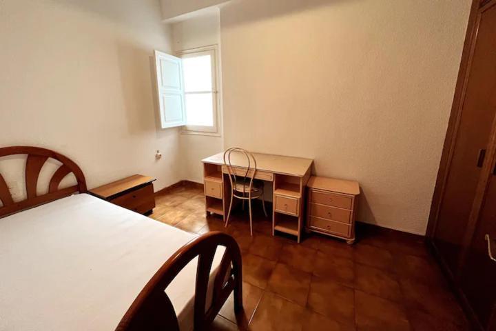 Comfortable Room - Habitacion Acogedora Valencia Eksteriør bilde